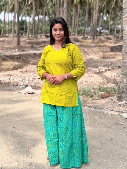 Short Kurthi With Cotton Palazzo  SKP37