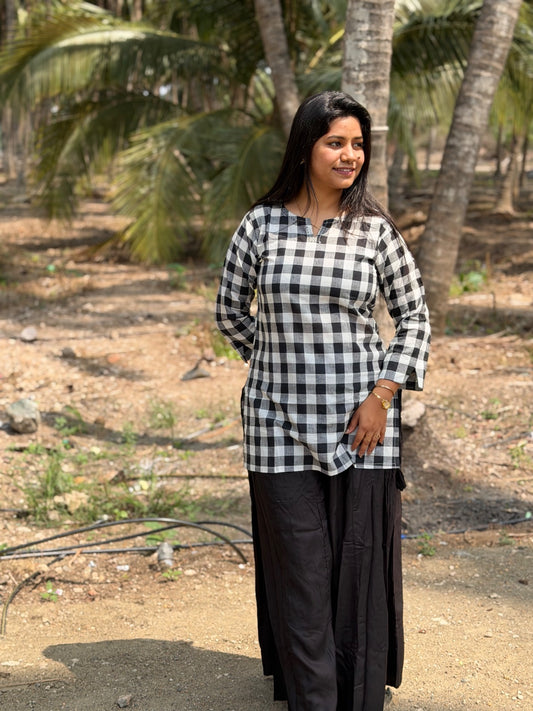 Short Kurthi With Rayon Palazzo  SKP32