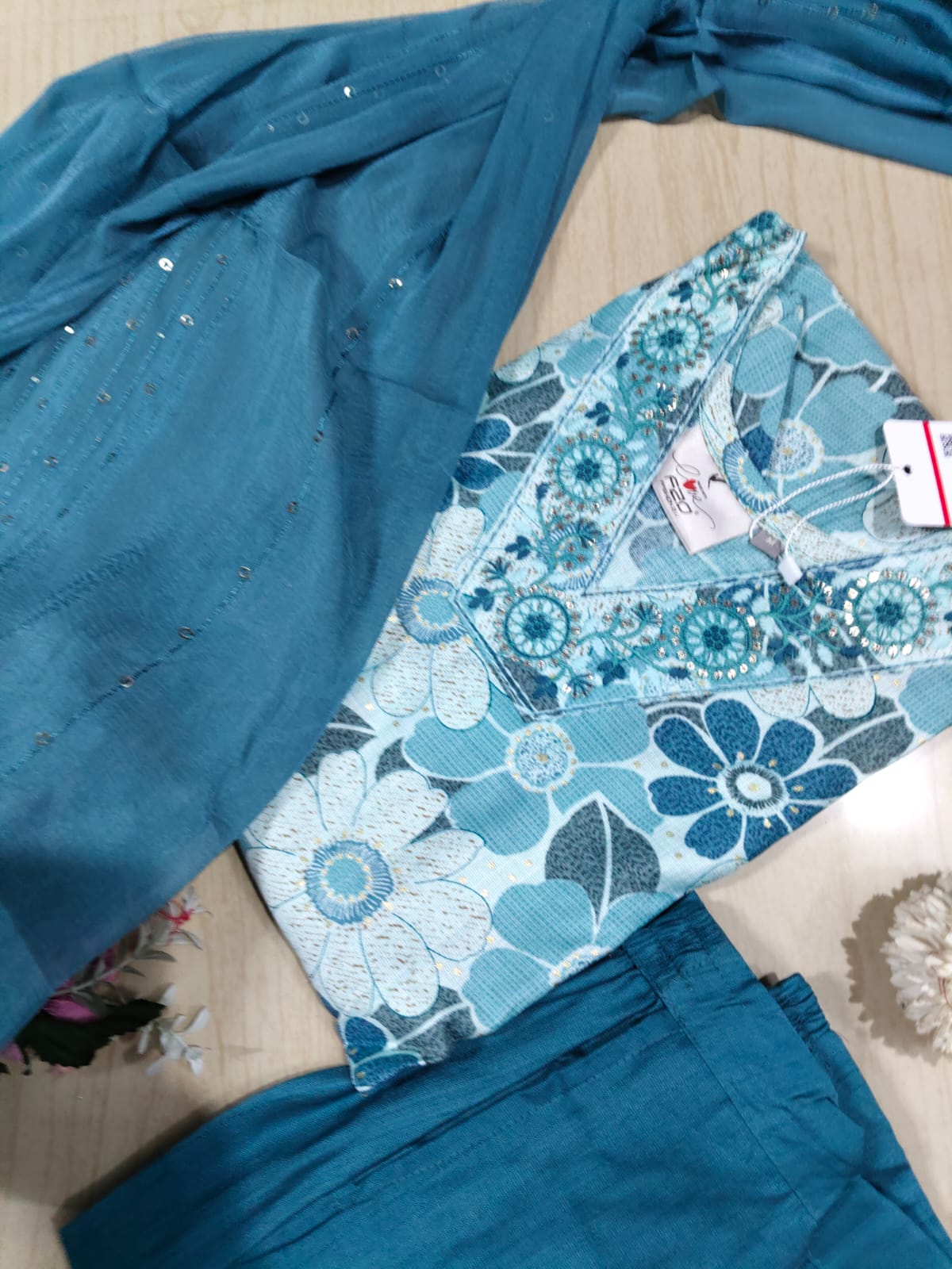 Kurti with Pant and Linen Dupatta sets - KPL28