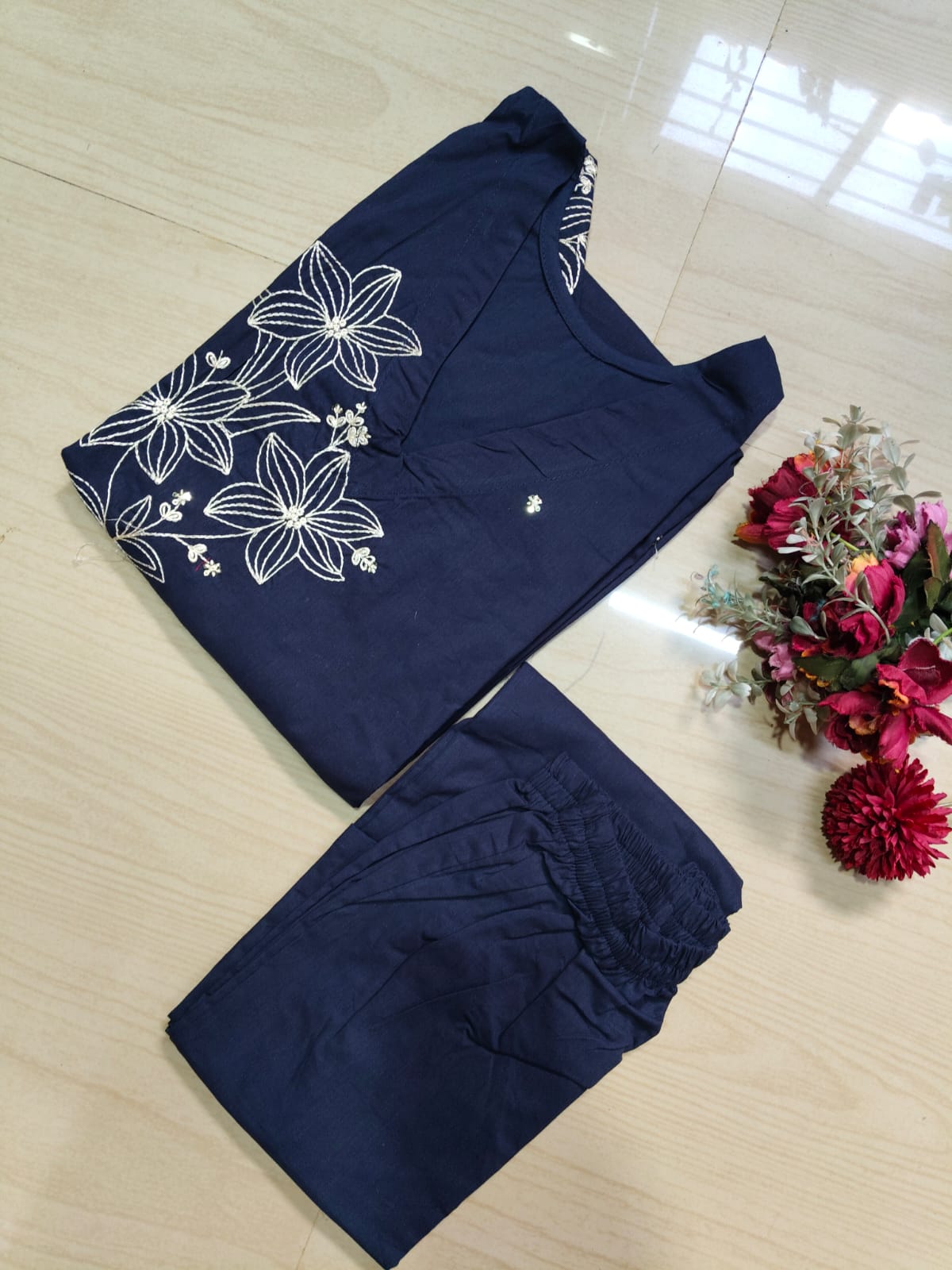 V neck Kurthi with Pant  ALN56