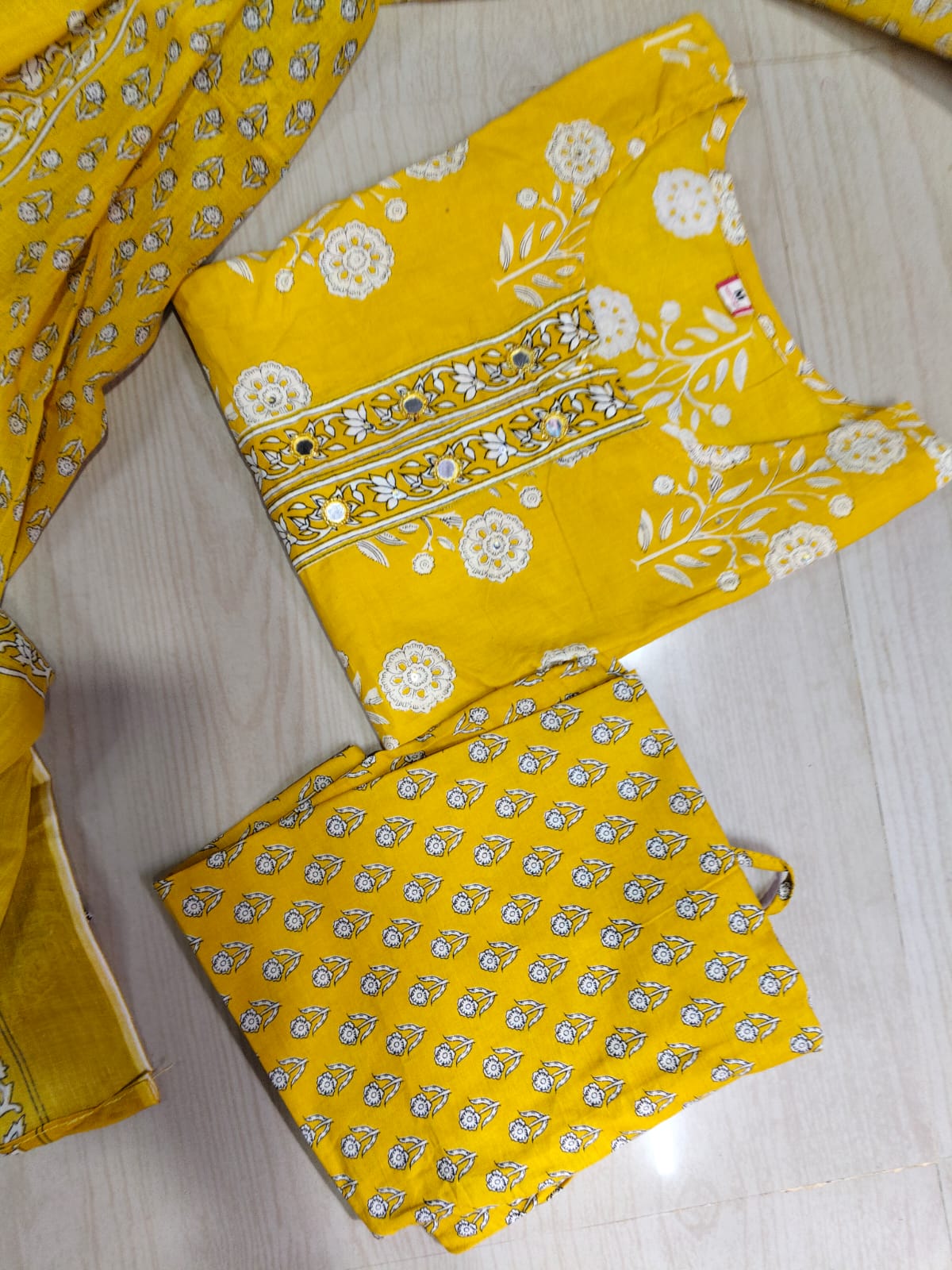 Budgeted Cotton 3 Piece Set - BC105