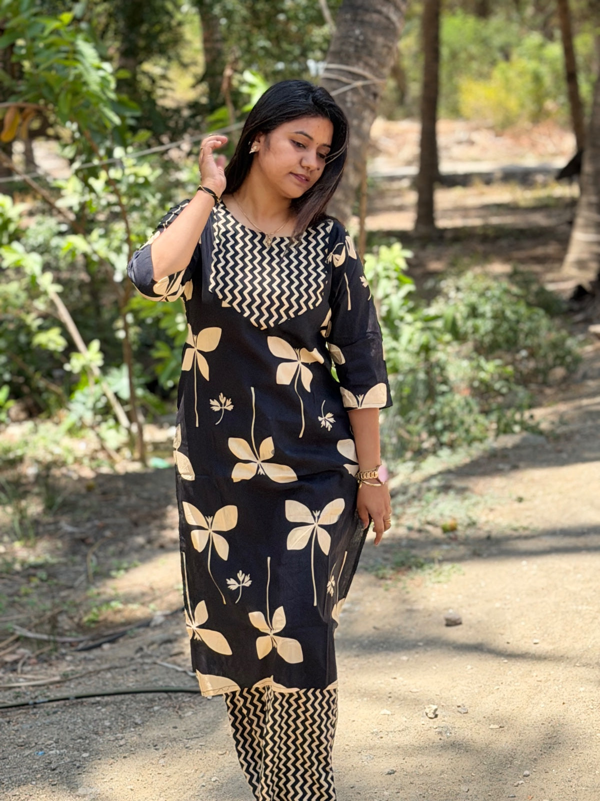 V neck Kurthi with Pant  ALN64