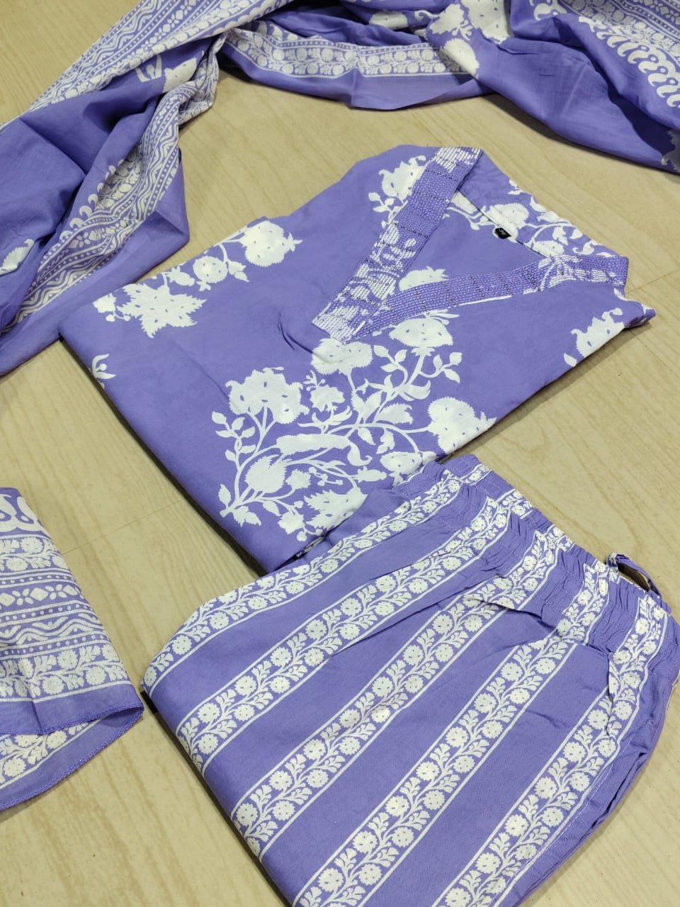 Budgeted Cotton 3 Piece Set - BC66