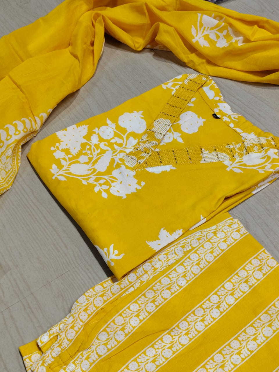 Budgeted Cotton 3 Piece Set - BC69