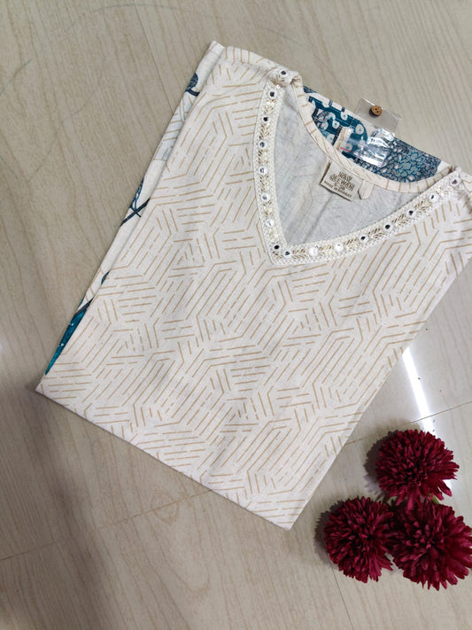 Short Kurti SK06