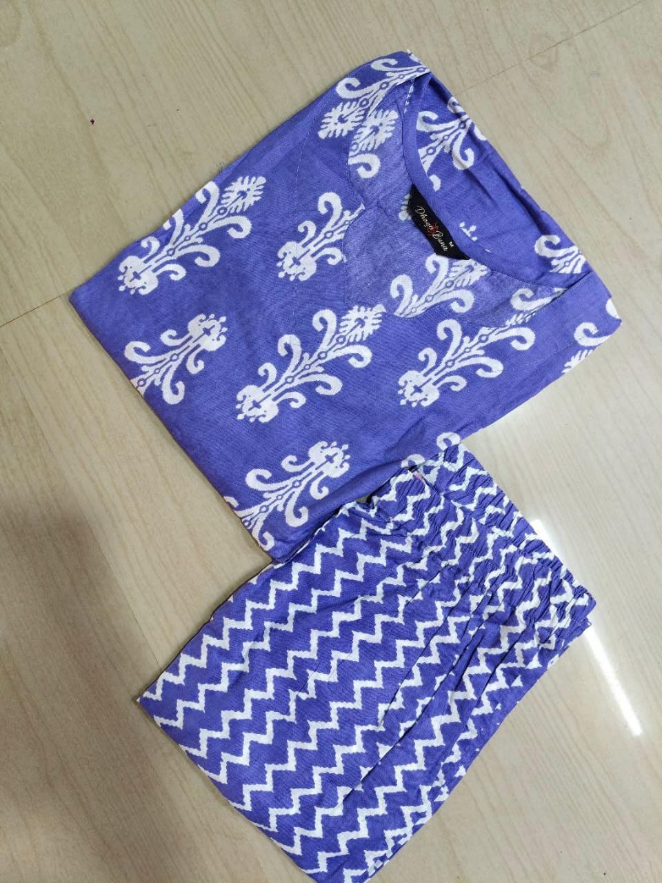 V neck Kurthi with Pant  ALN72