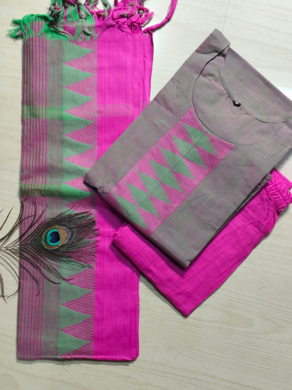 Petals Dupatta Sets  FDS172