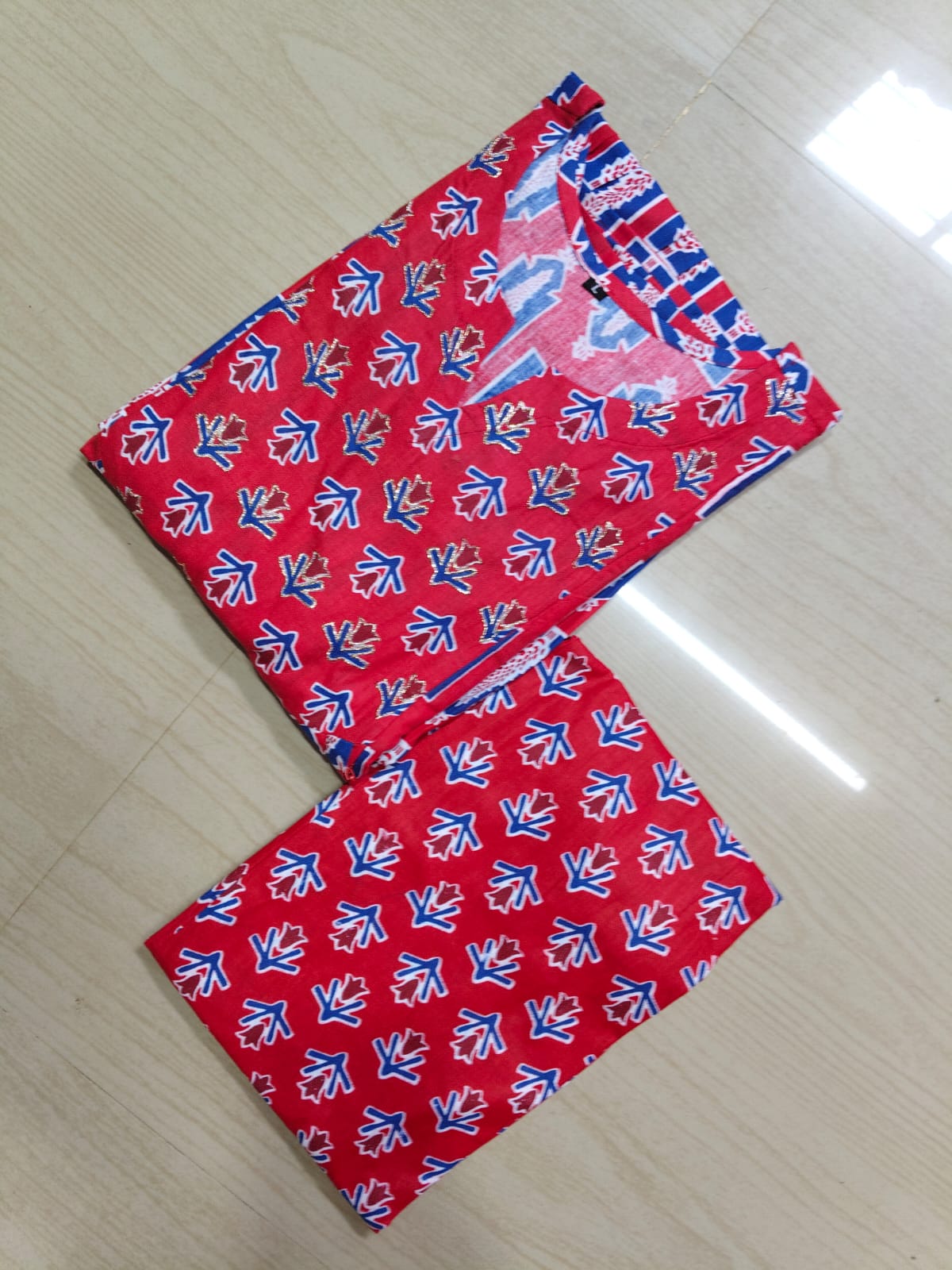 Feeding Kurti With Phant  FKP07