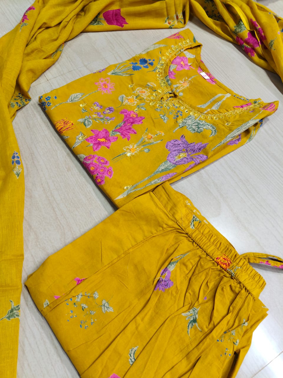 Budgeted Cotton 3 Piece Set - BC86