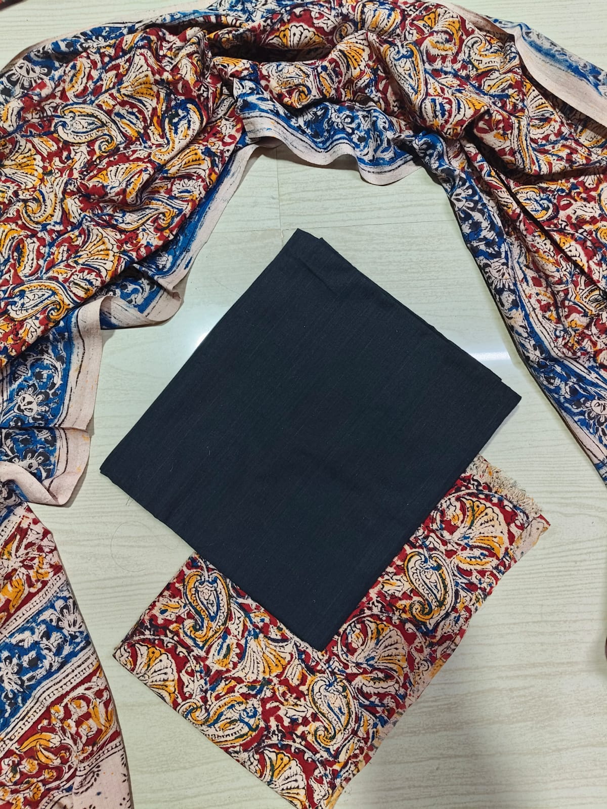 Premium Cotton Top and Kalamkari Phant With Dupatta RS88