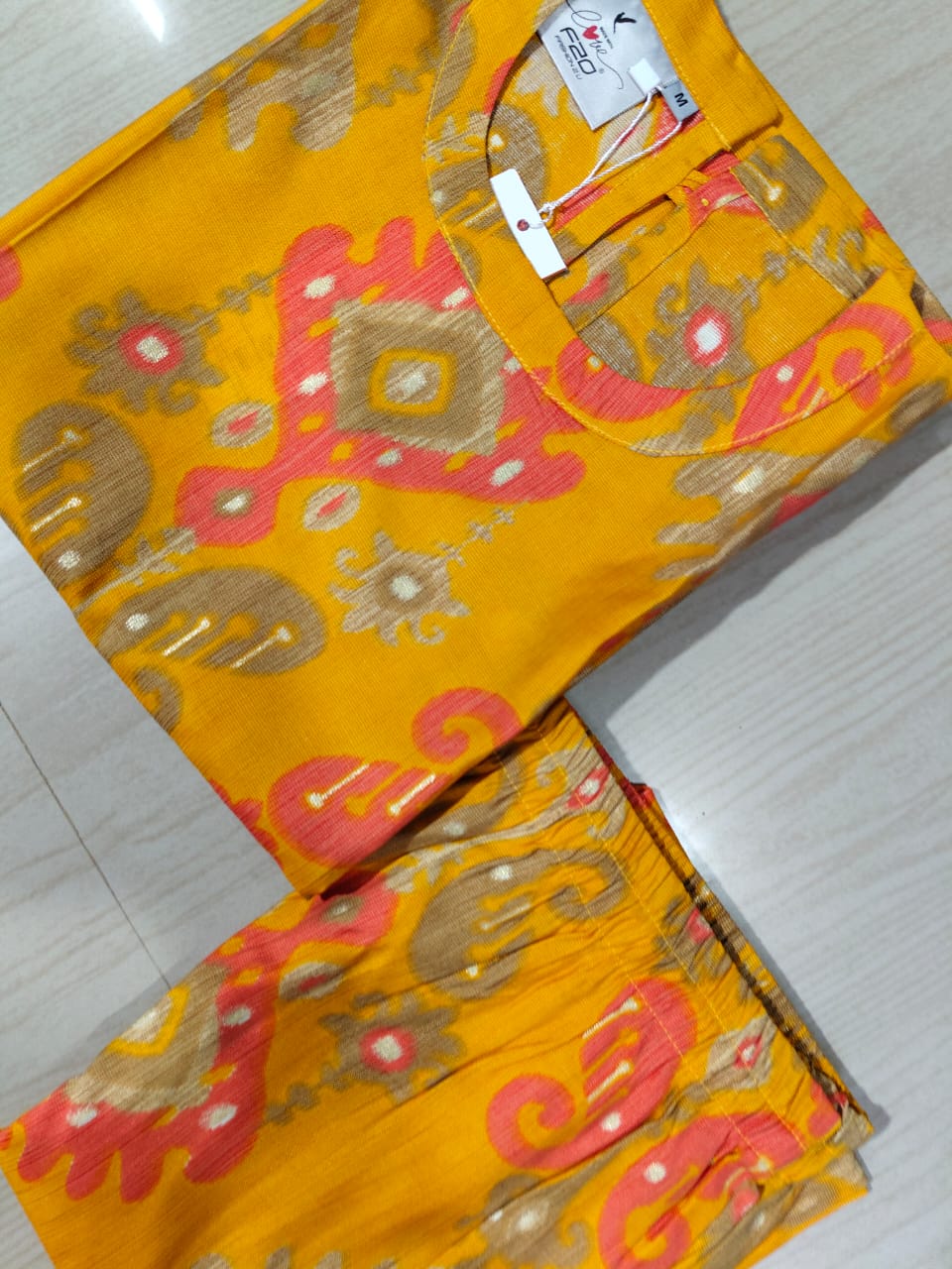 Premium Vertican Silk - VS90 (sleeves attached inside)
