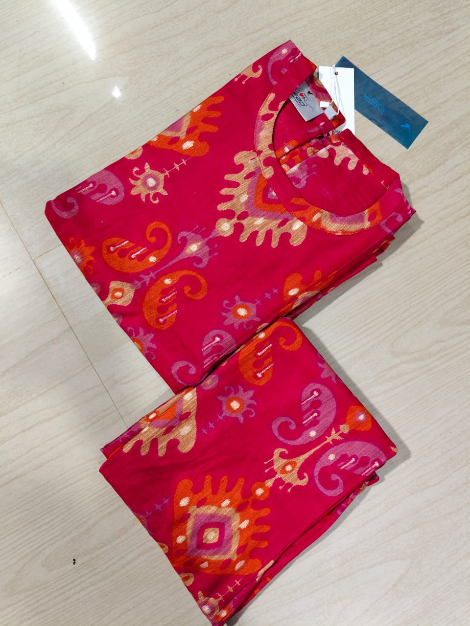 Premium Vertican Silk - VS92 (sleeves attached inside)