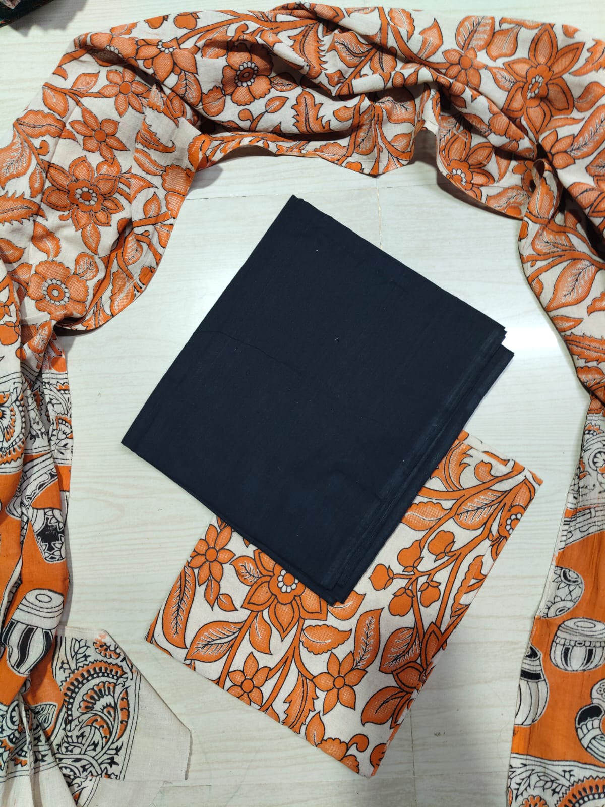 Premium Cotton Top and Kalamkari Phant With Dupatta RS93