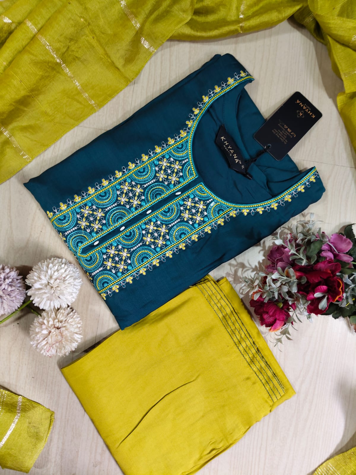 Visithra Silk Duppata Sets  VDS09