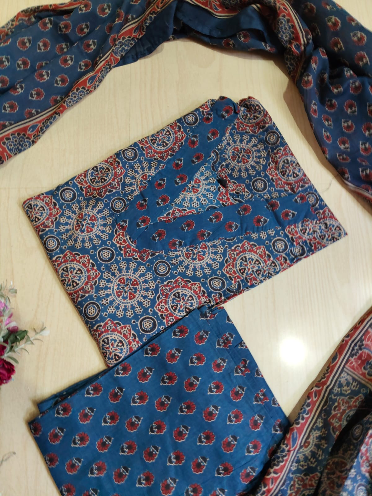 Petals Dupatta Sets - FDS52