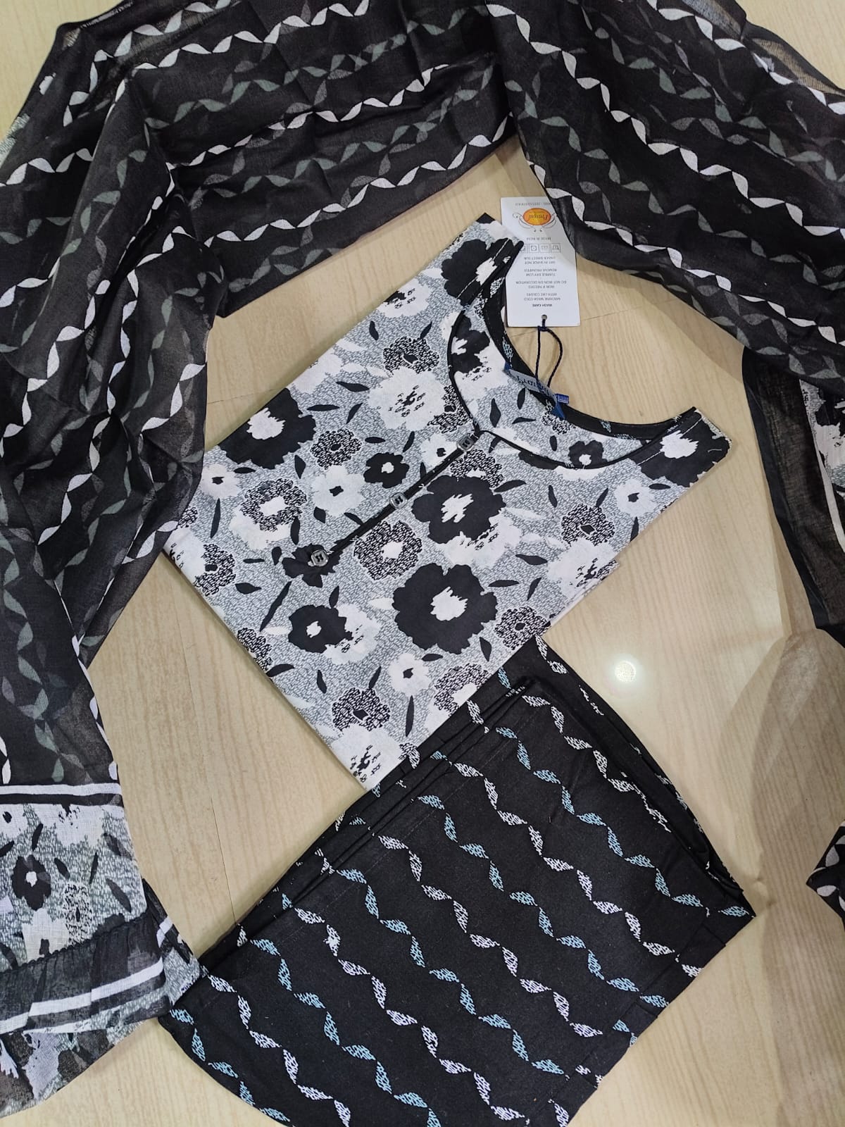 Pranjul Duppatta Set PD01