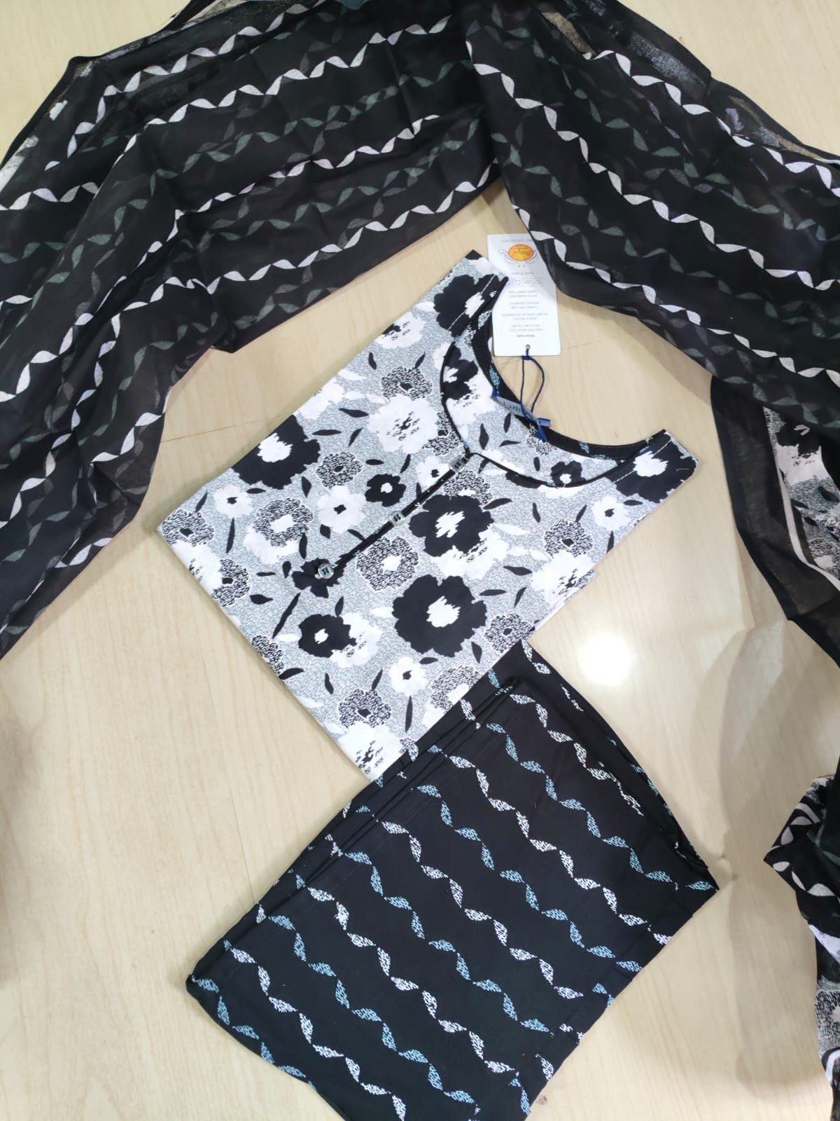 Pranjul Duppatta Set PD01