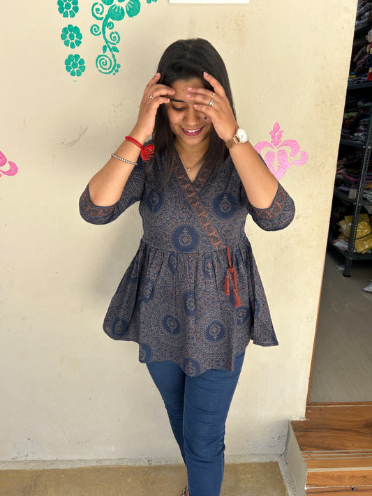 Short Kurti SK172