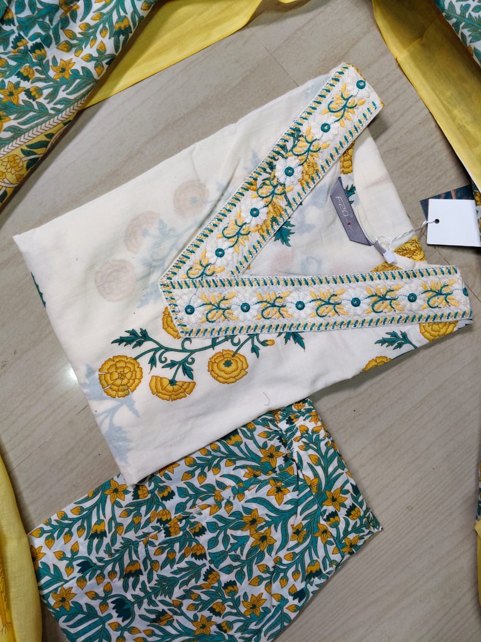 Budgeted Cotton 3 Piece Set - BC54