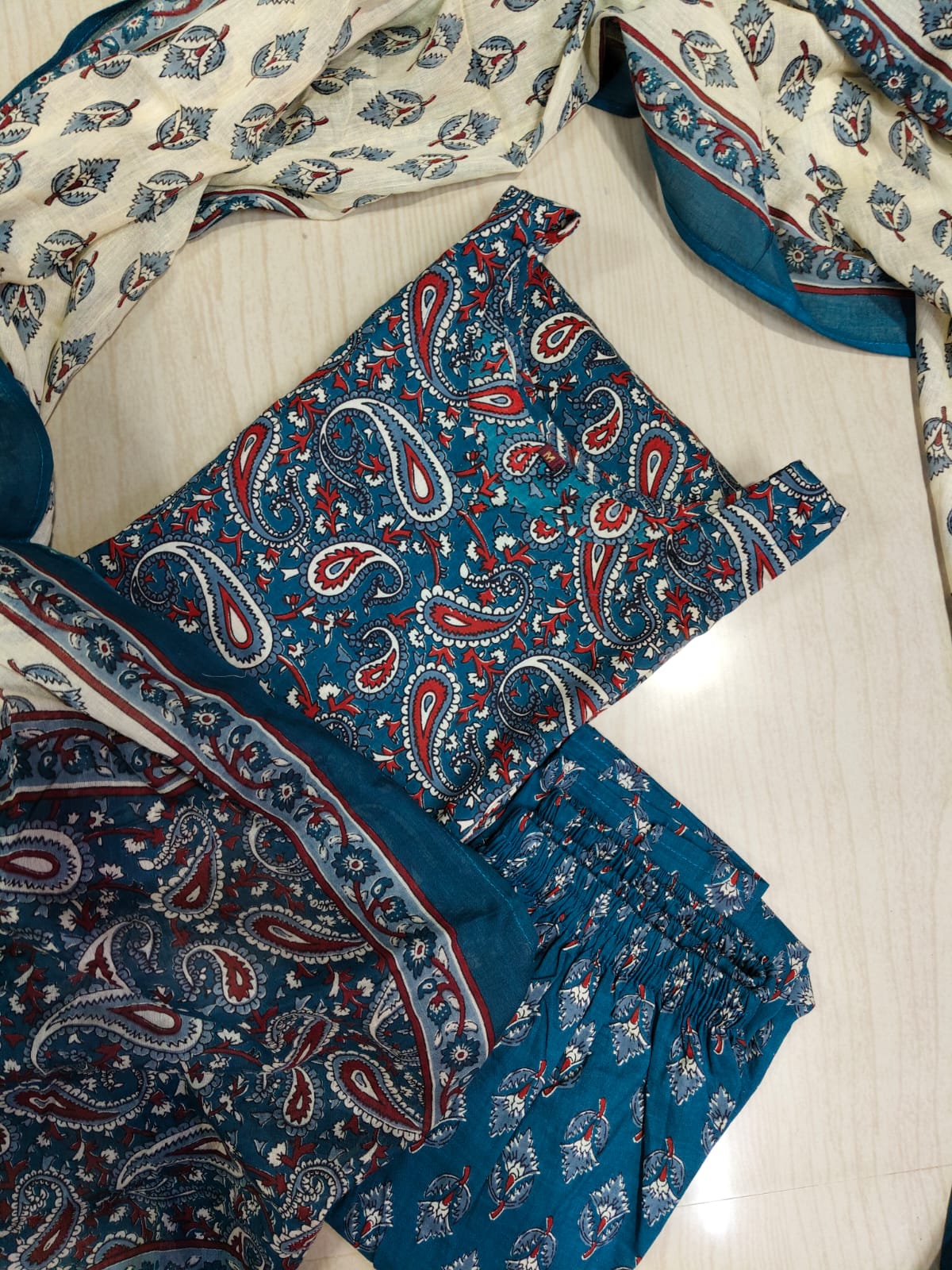 Petals Dupatta Sets - FDS74
