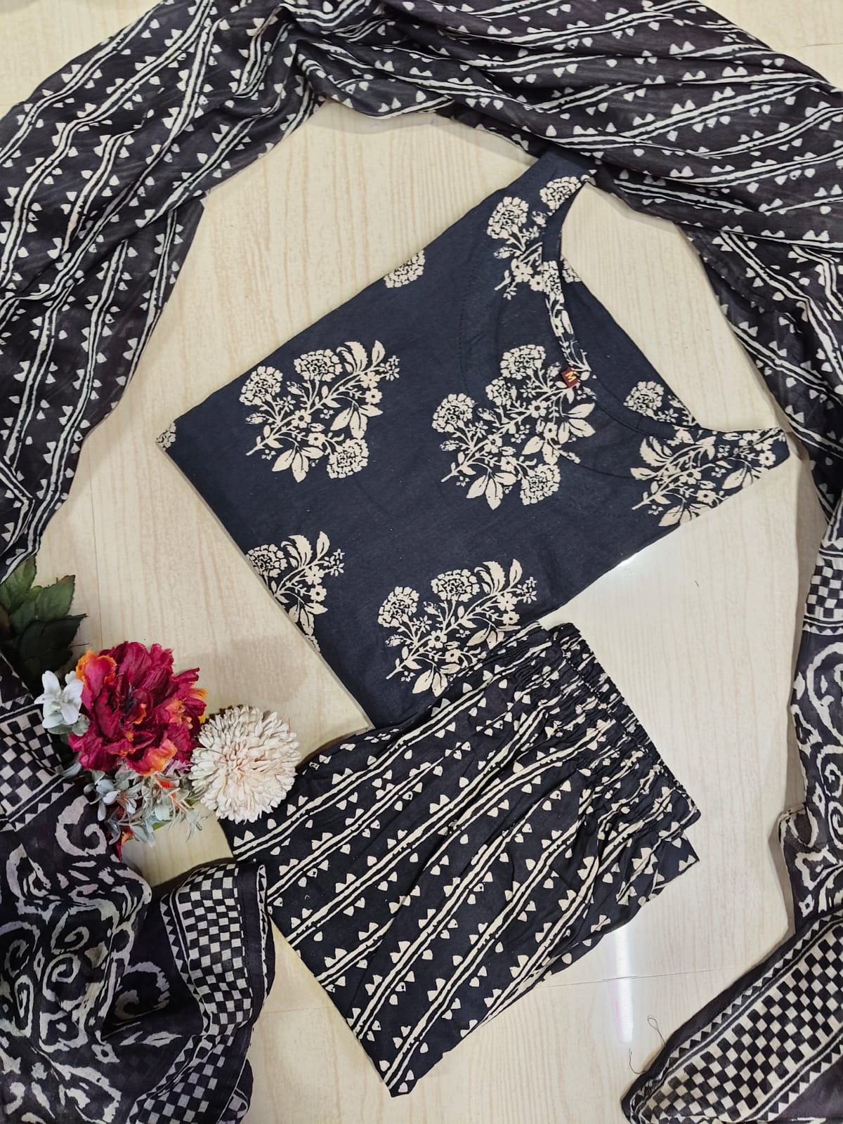 Petals Dupatta Sets - FDS71