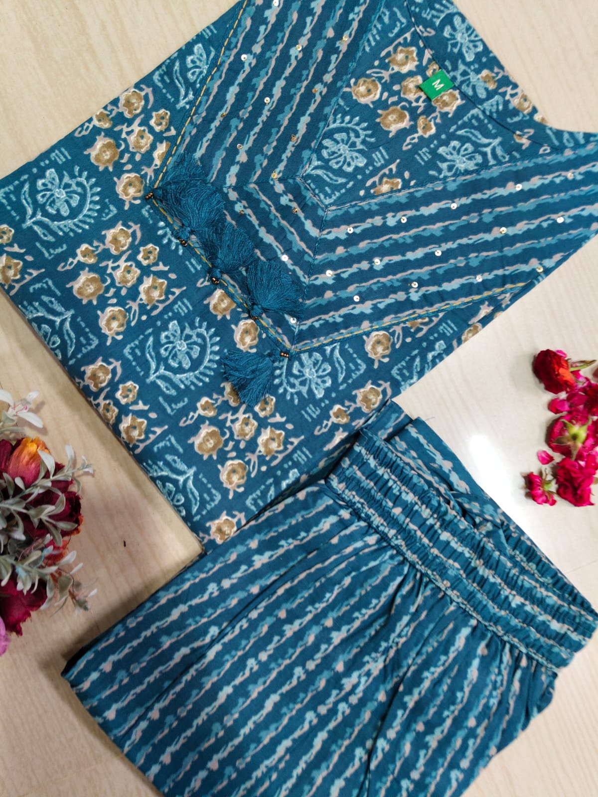 V neck Kurthi with Pant  ALN48