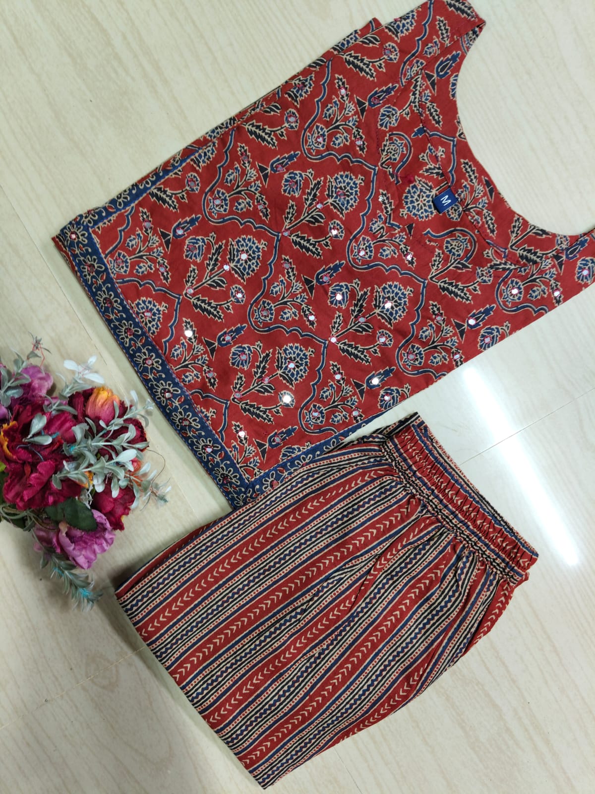 V neck Kurthi with Pant  ALN58