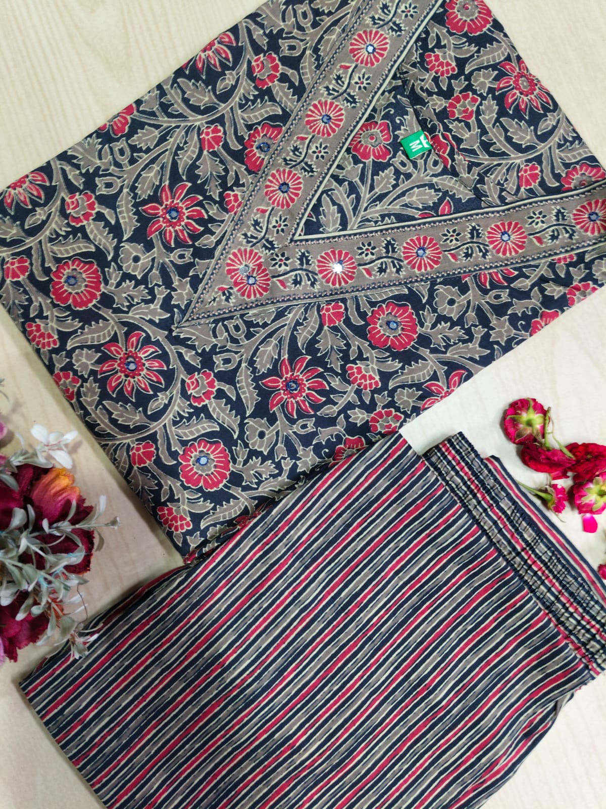 V neck Kurthi with Pant  ALN60