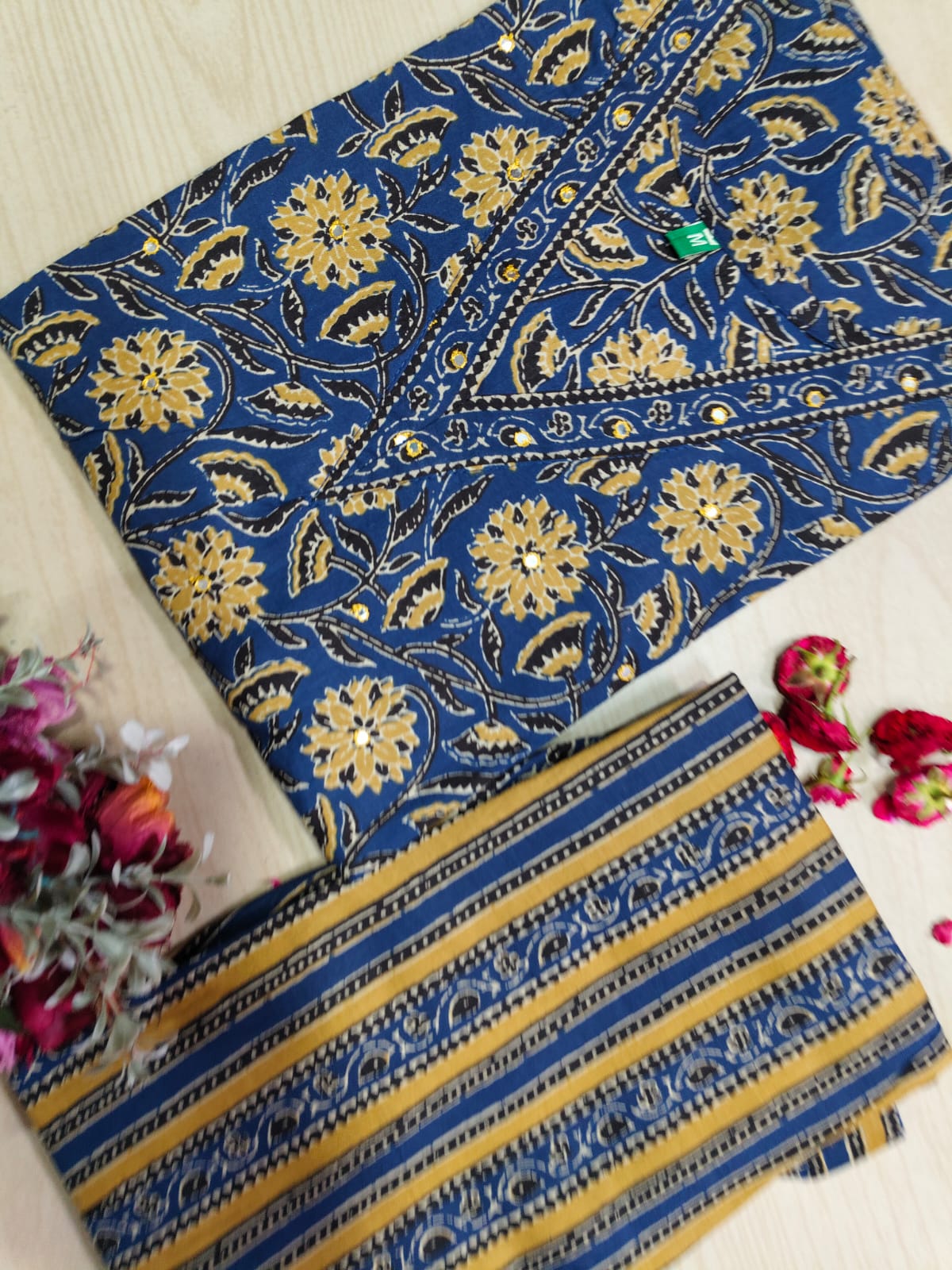 V neck Kurthi with Pant  ALN61