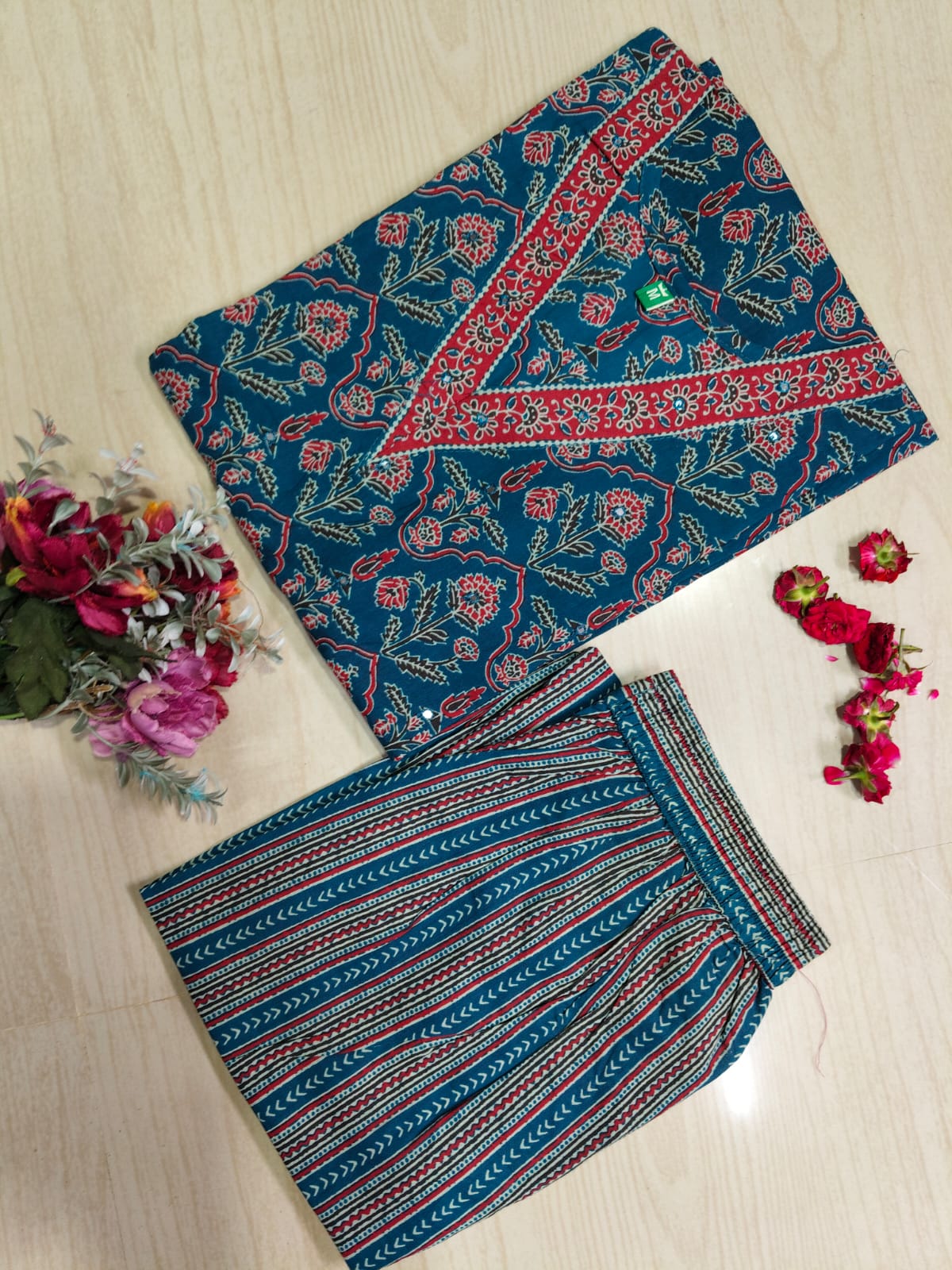 V neck Kurthi with Pant  ALN66
