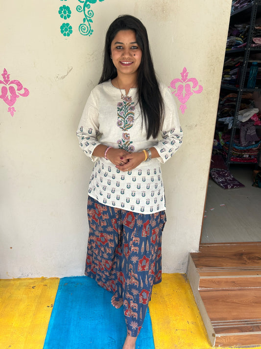 Short Kurti SK217