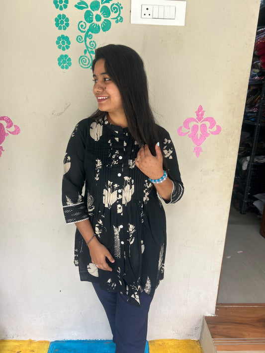 Short Kurti SK228
