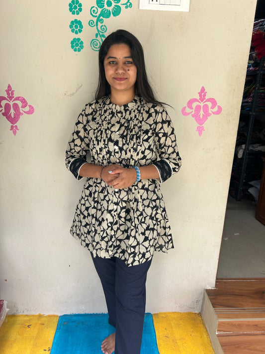 Short Kurti SK227