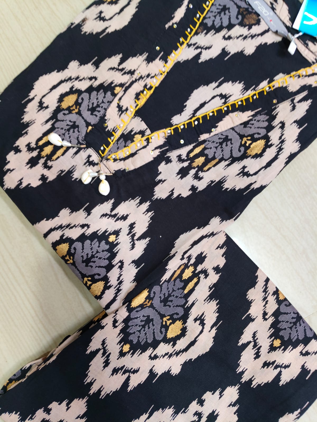 V neck Kurthi with Pant  ALN77