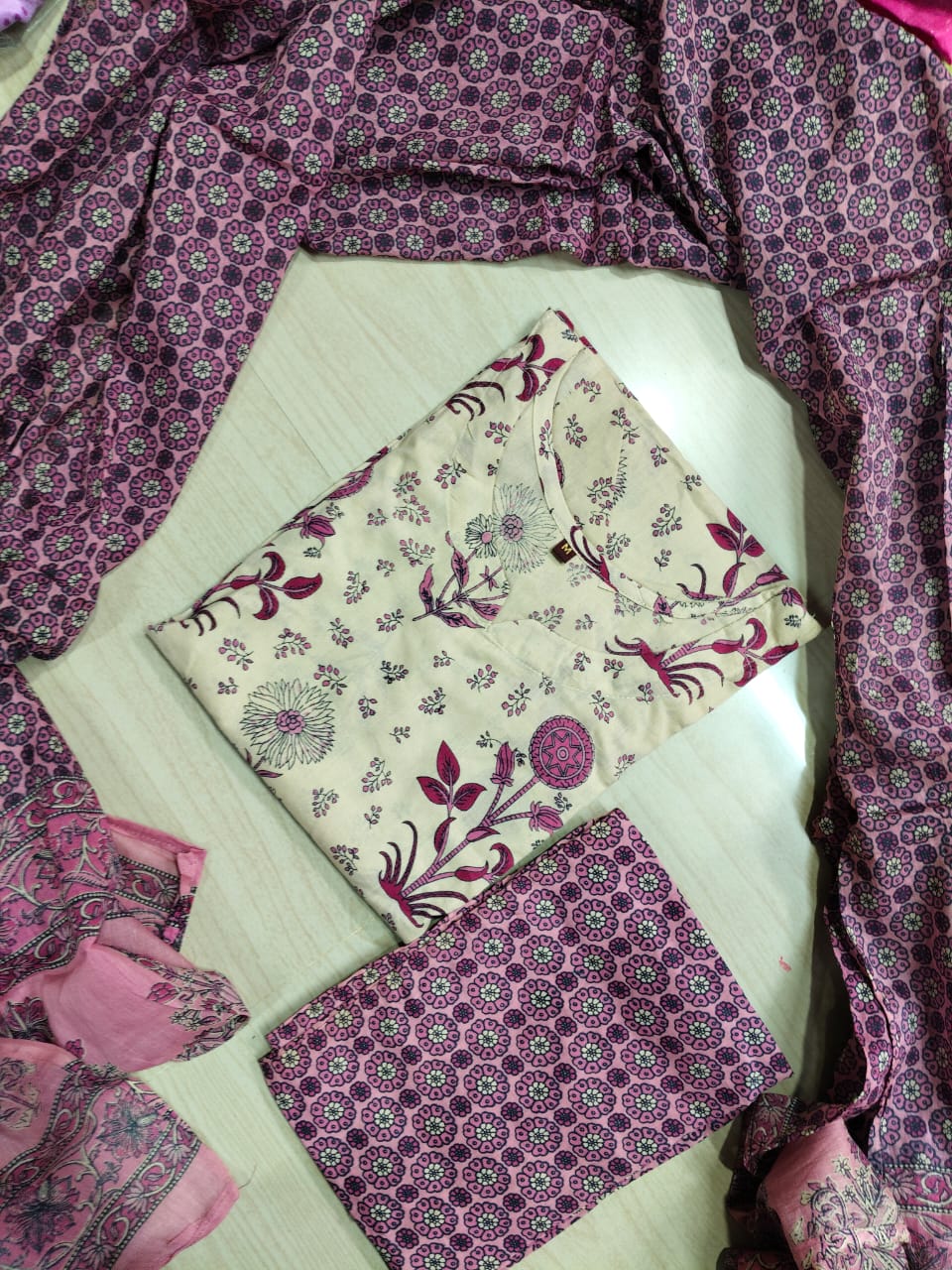Petals Dupatta Sets - FDS122