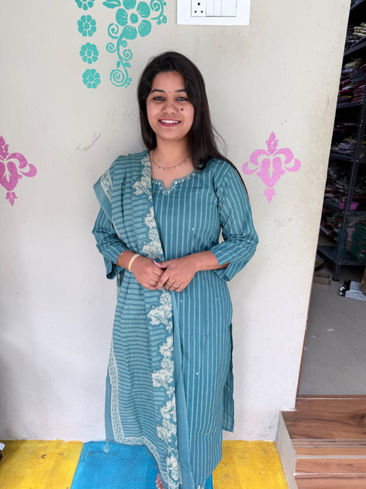 Classic Styles - DDS295