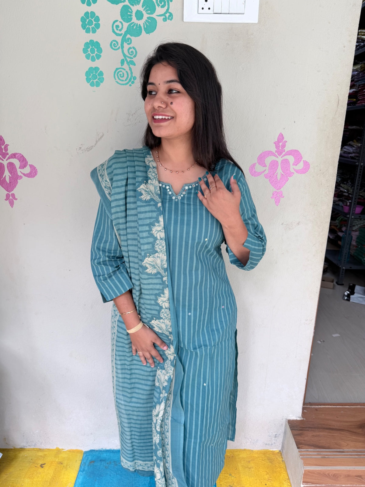 Classic Styles - DDS295