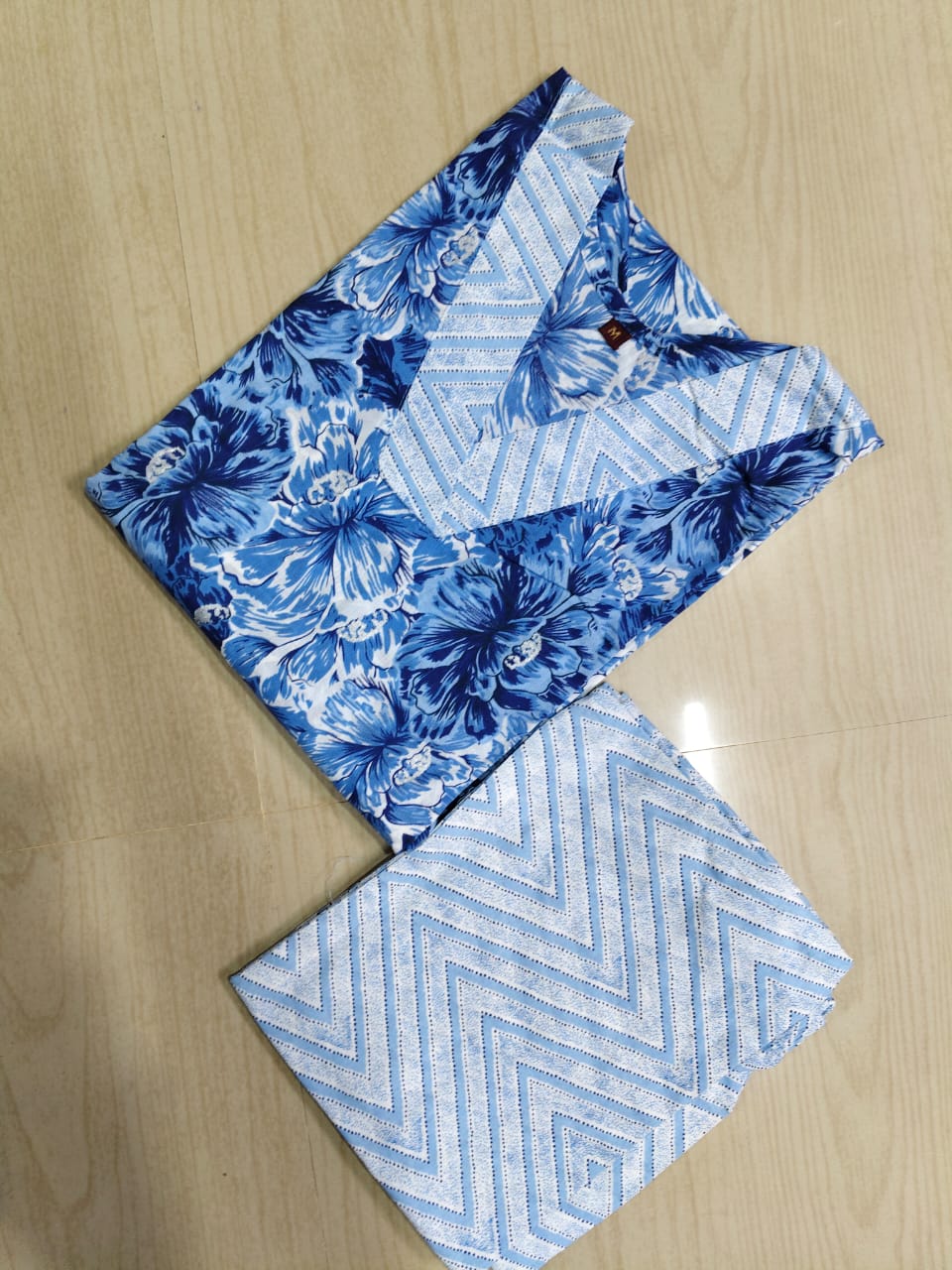 V neck Kurthi with Pant  ALN102