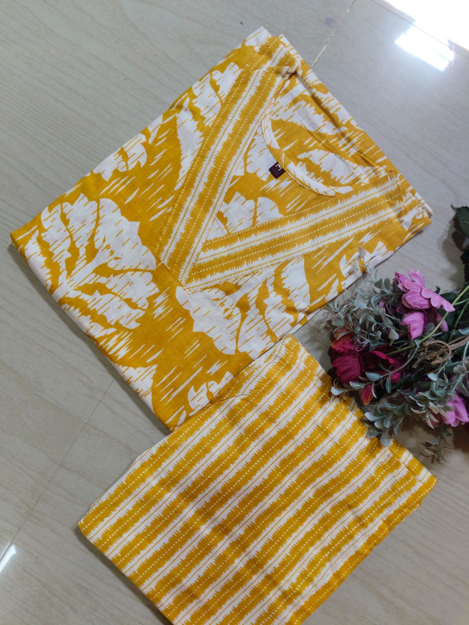 V neck Kurthi with Pant  ALN20