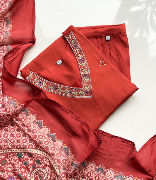 CHANDHERI SILK KURTHI SET - EW12