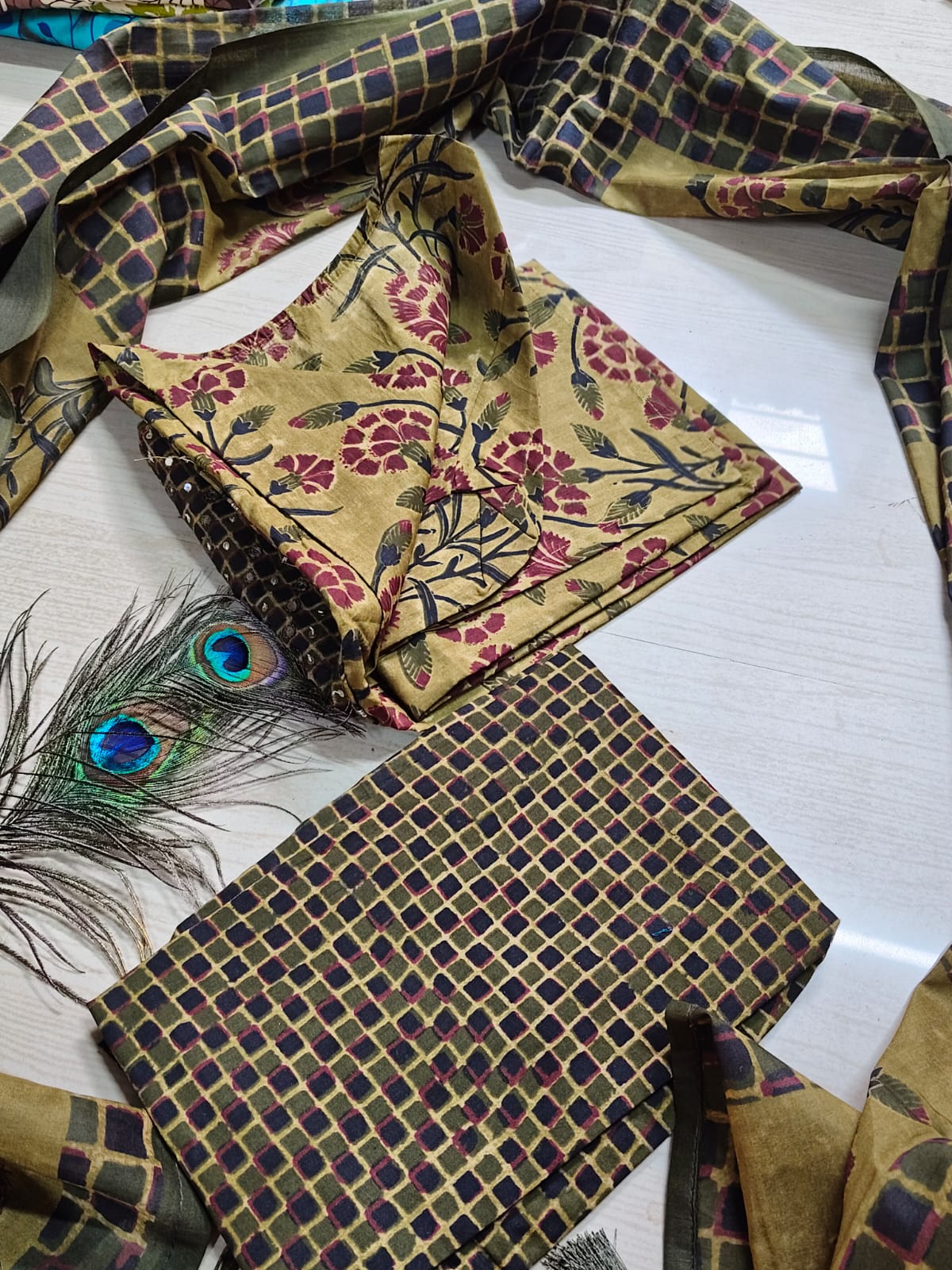 Classic Styles - DDS310