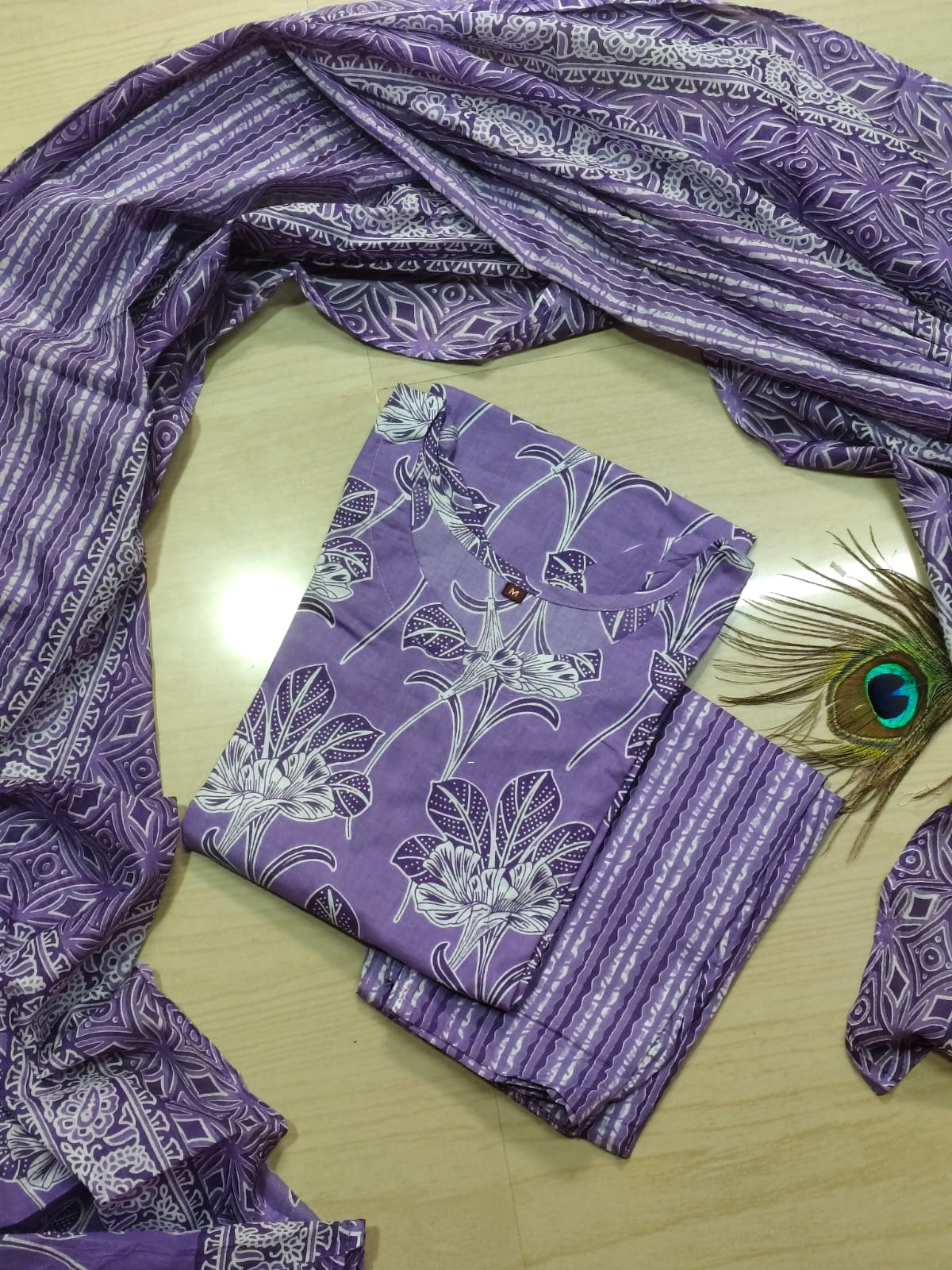 Petals Dupatta Sets  FDS184