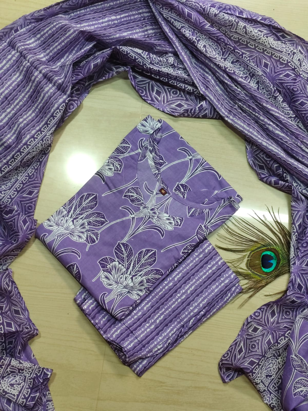 Petals Dupatta Sets  FDS184