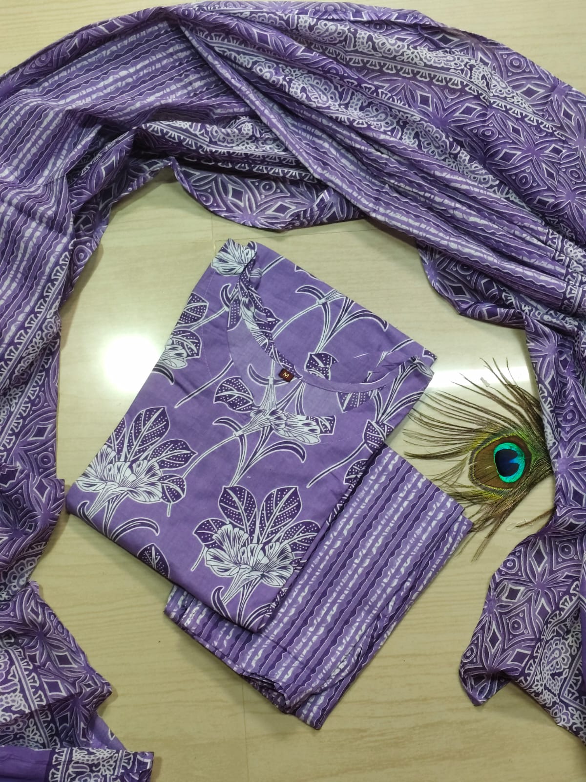 Petals Dupatta Sets  FDS184