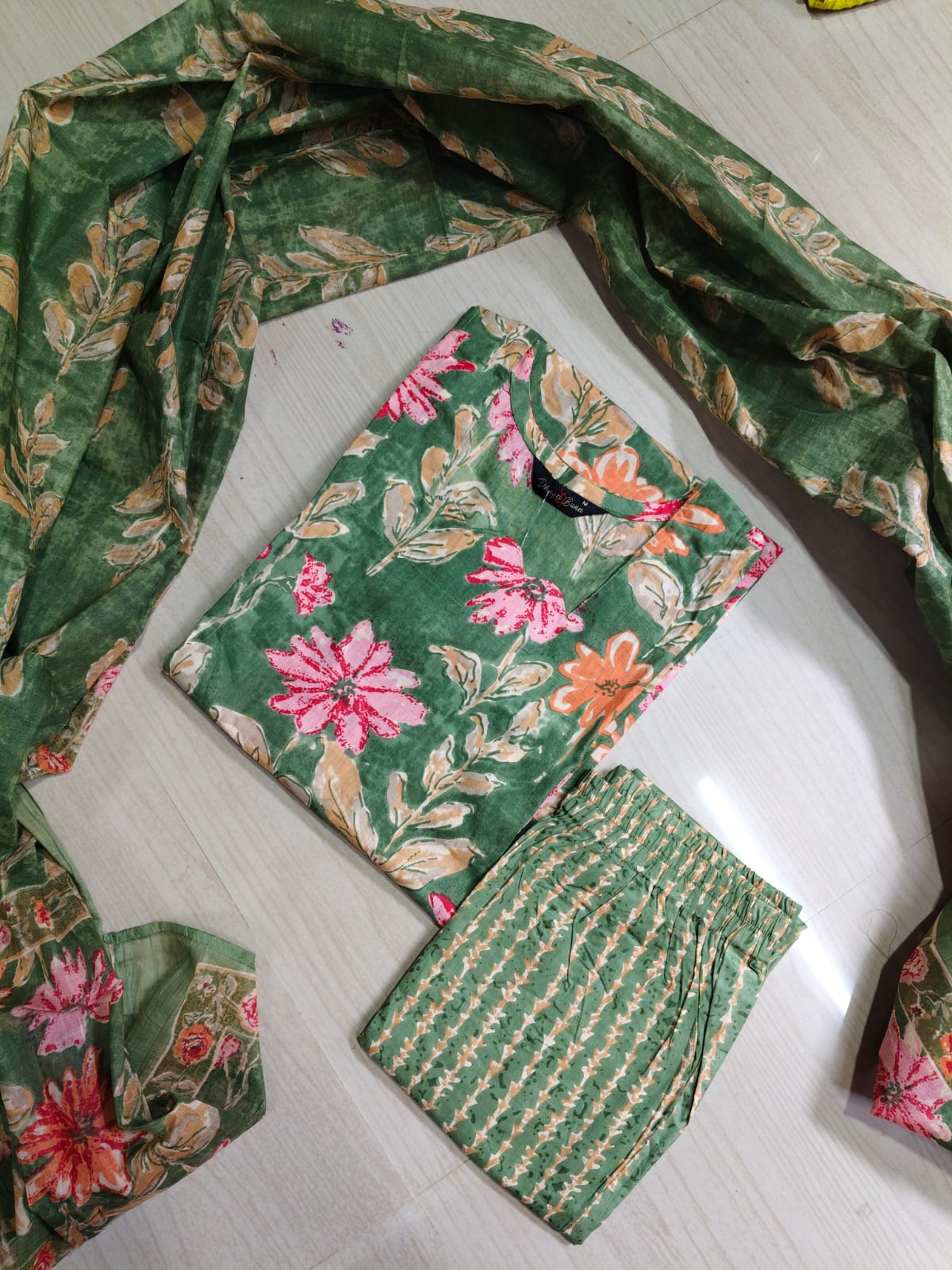 Petals Dupatta Sets  FDS200