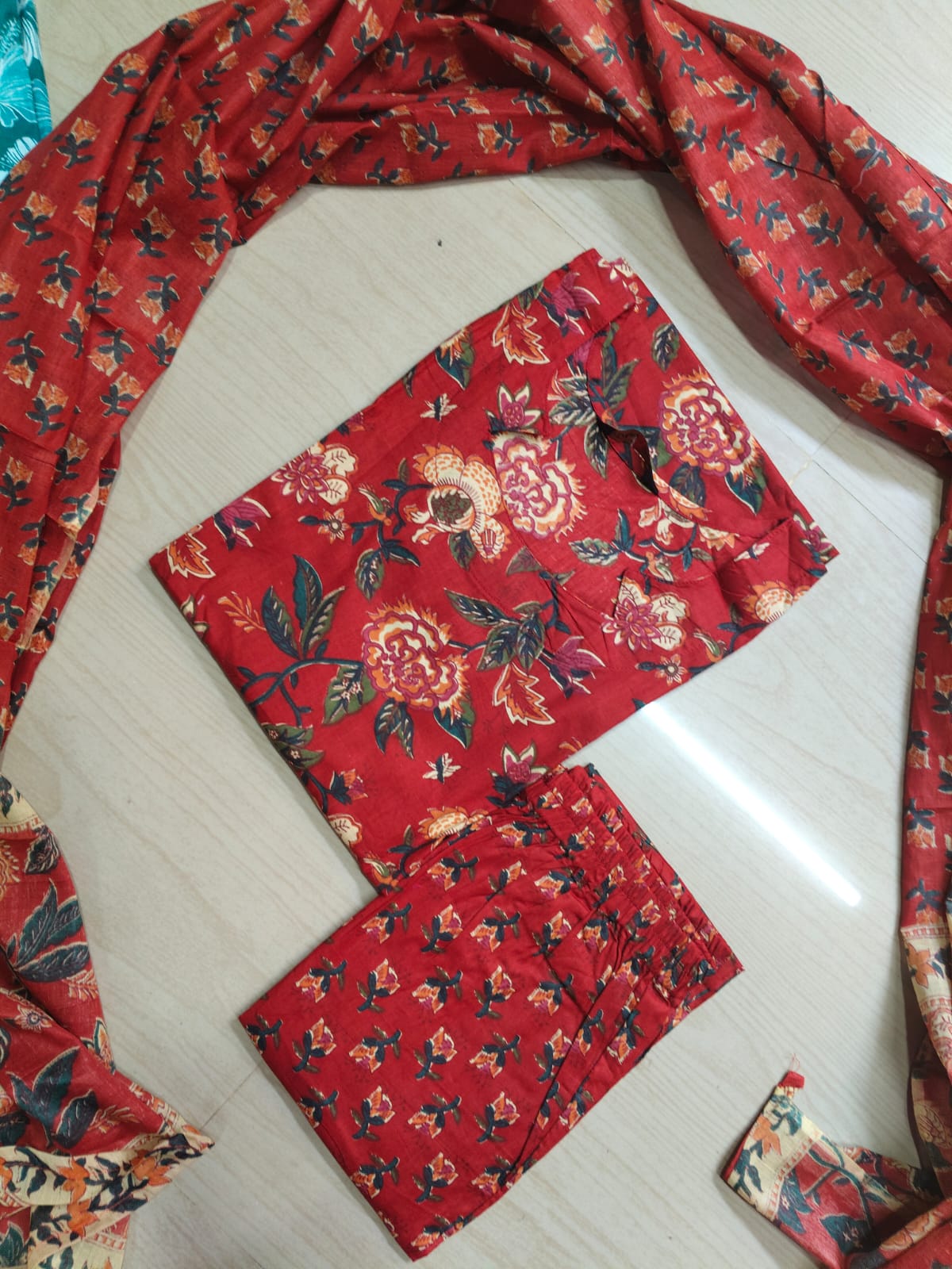 Petals Dupatta Sets  FDS203