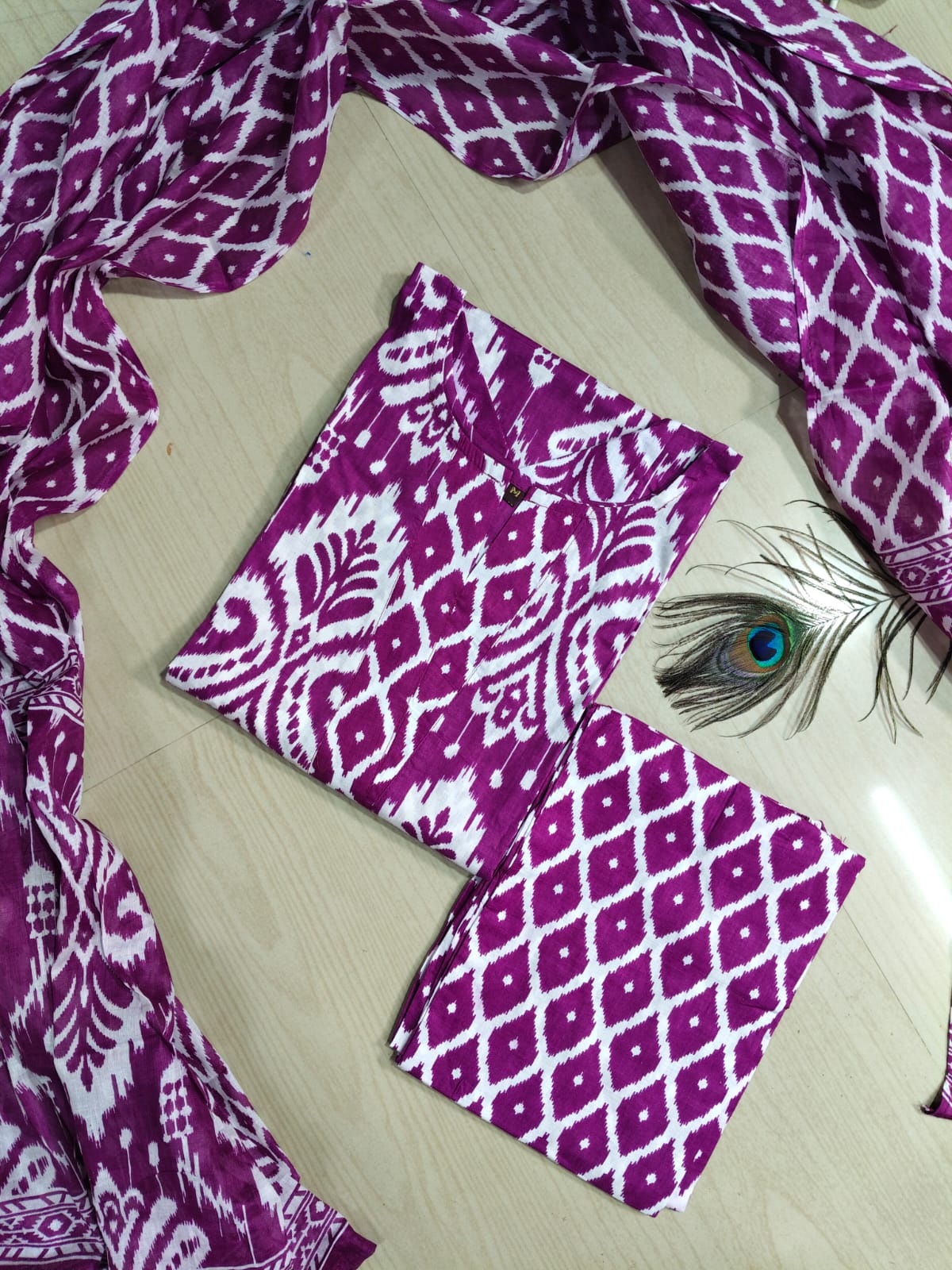Petals Dupatta Sets  FDS211