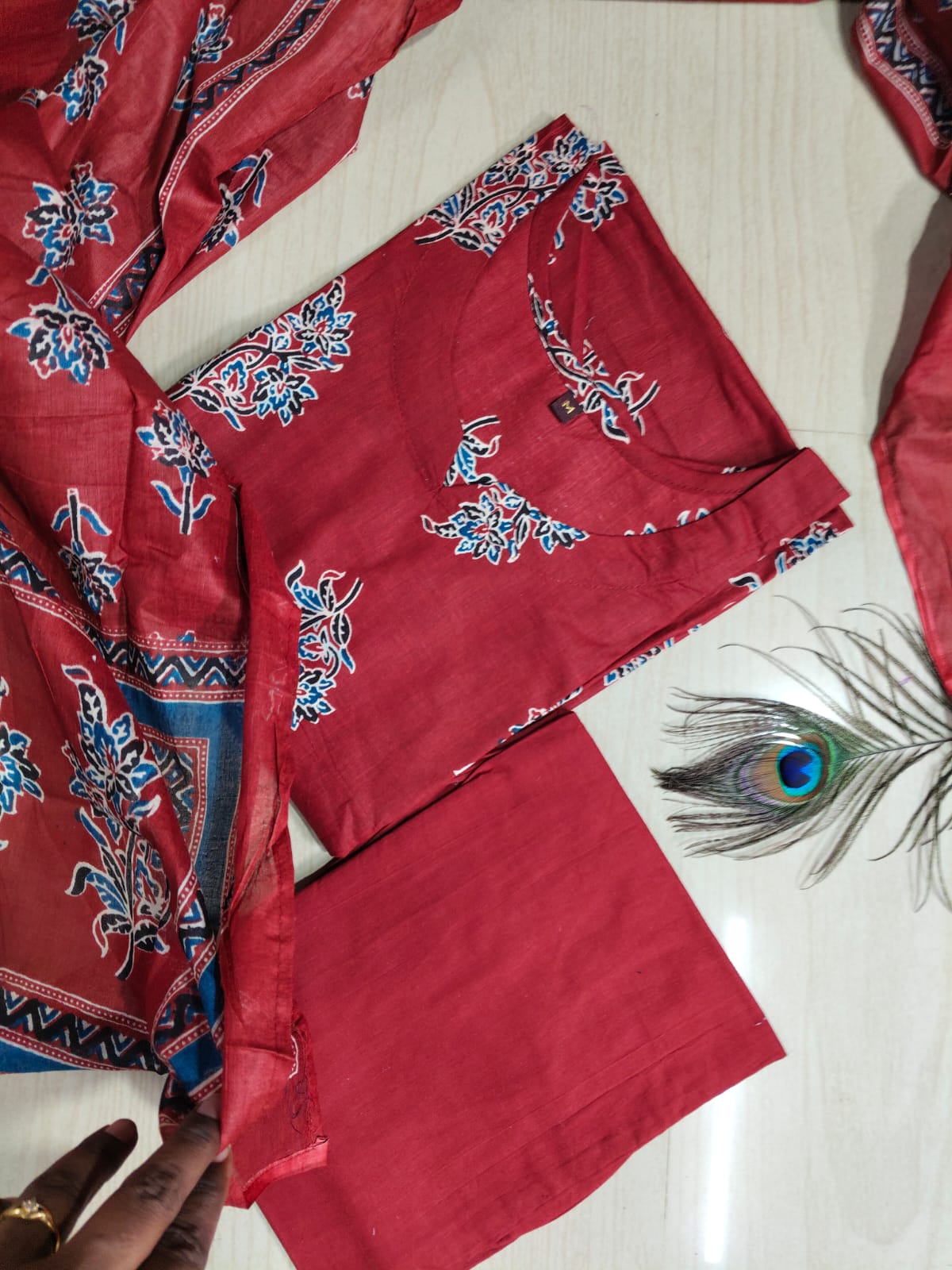 Petals Dupatta Sets  FDS212
