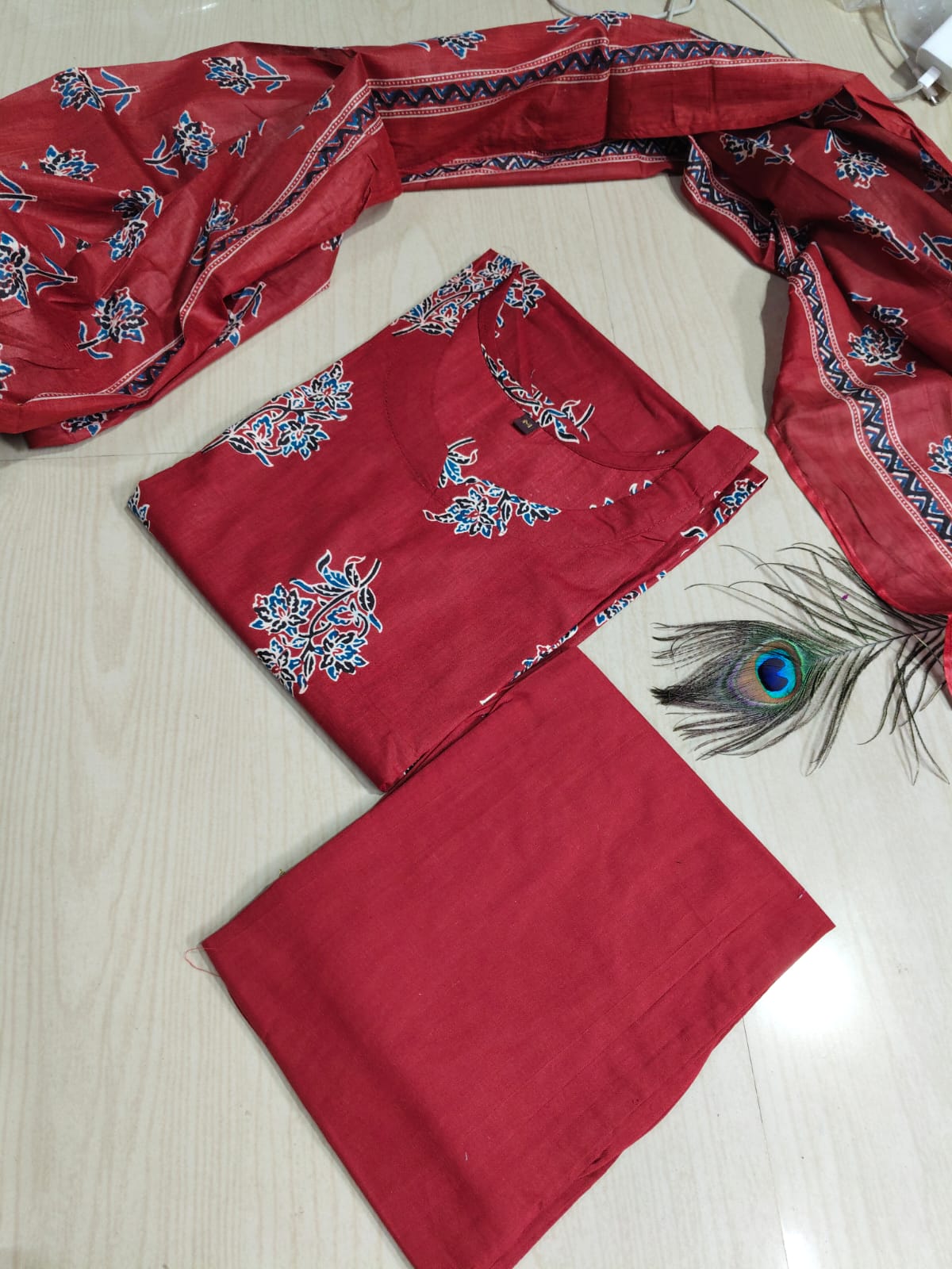 Petals Dupatta Sets  FDS212