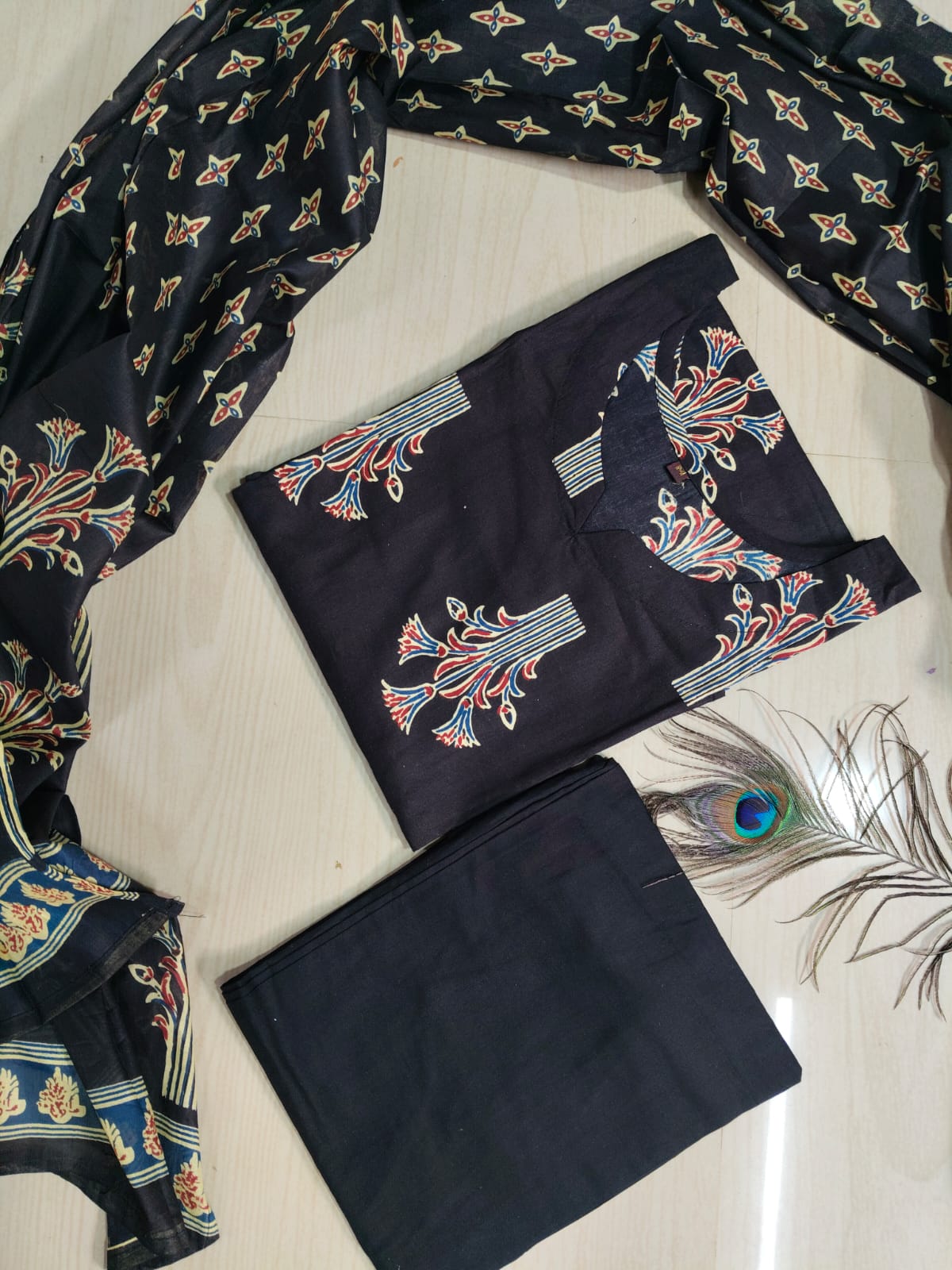 Petals Dupatta Sets  FDS216